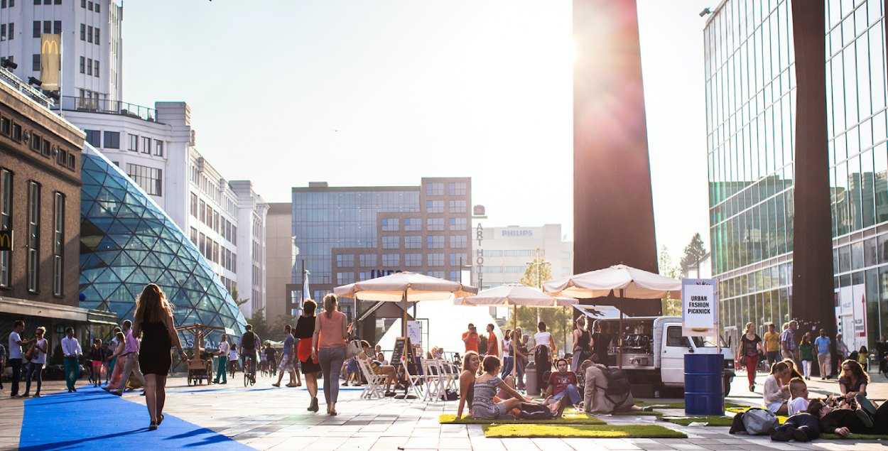 People enjoying the sunny weather in Eindhoven. 